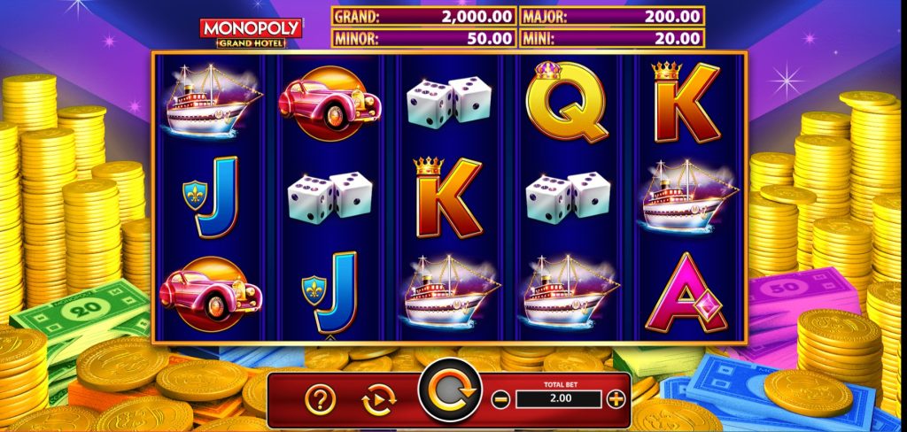 gameplay in monopoly grand hotel 
